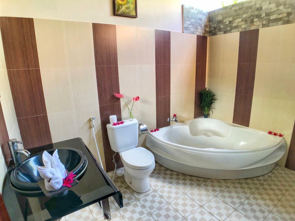 Uma Dewi Guest House Ubud  Ngoại thất bức ảnh
